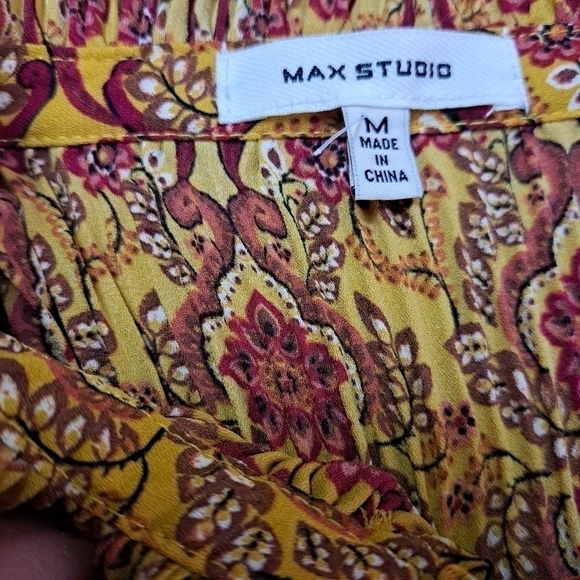 Max Studio Pleated Bishop-Sleeve Blouse - Picture 8 of 13